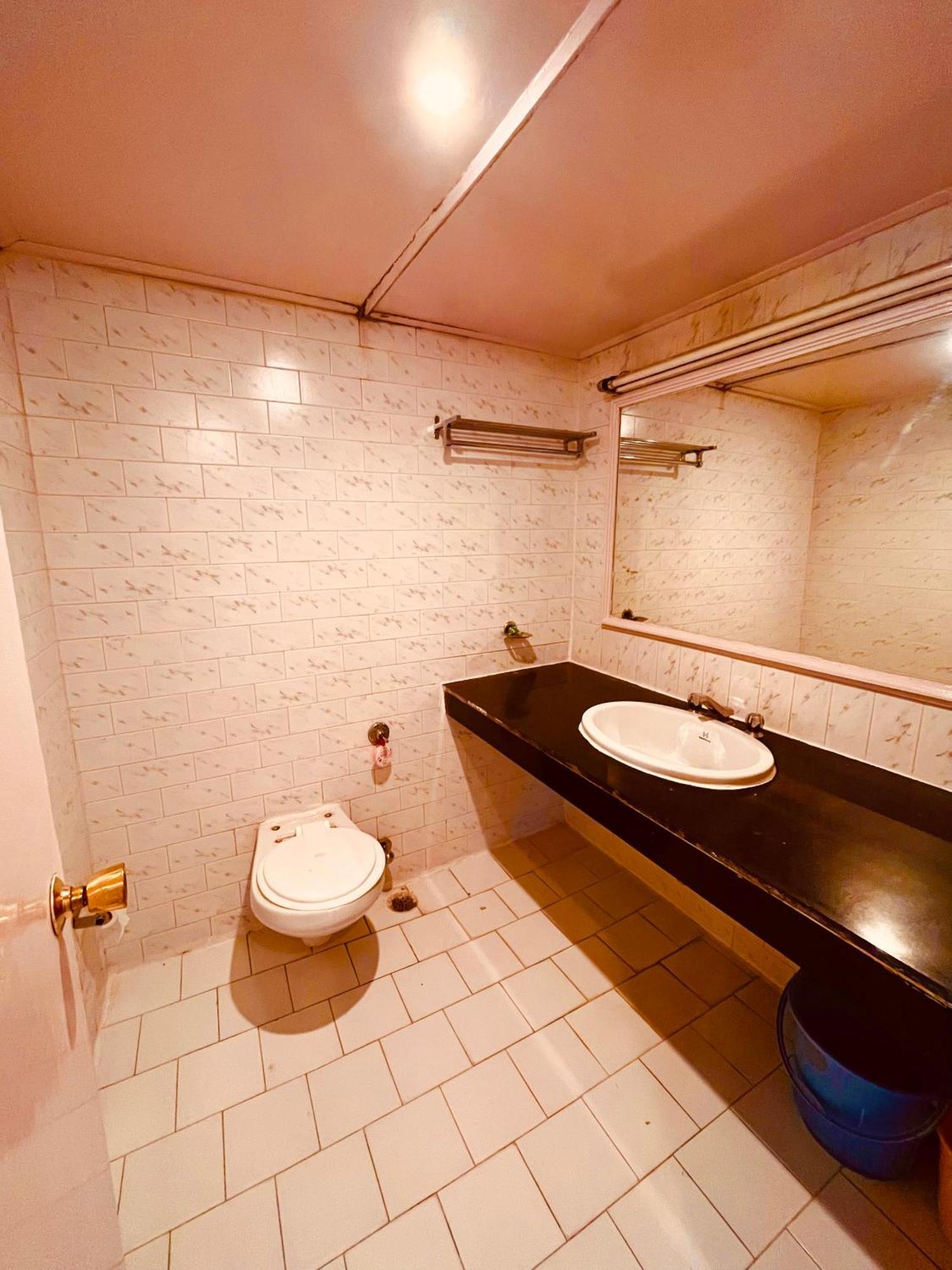 Sagar Resort !! Mountain View ! Luxury Stay ! Family Resort ! Private Parking ! Near Mall Road Manāli Eksteriør billede
